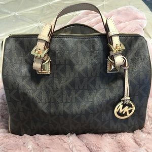 Michael Kors Signature Grayson Satchel Large-Brown